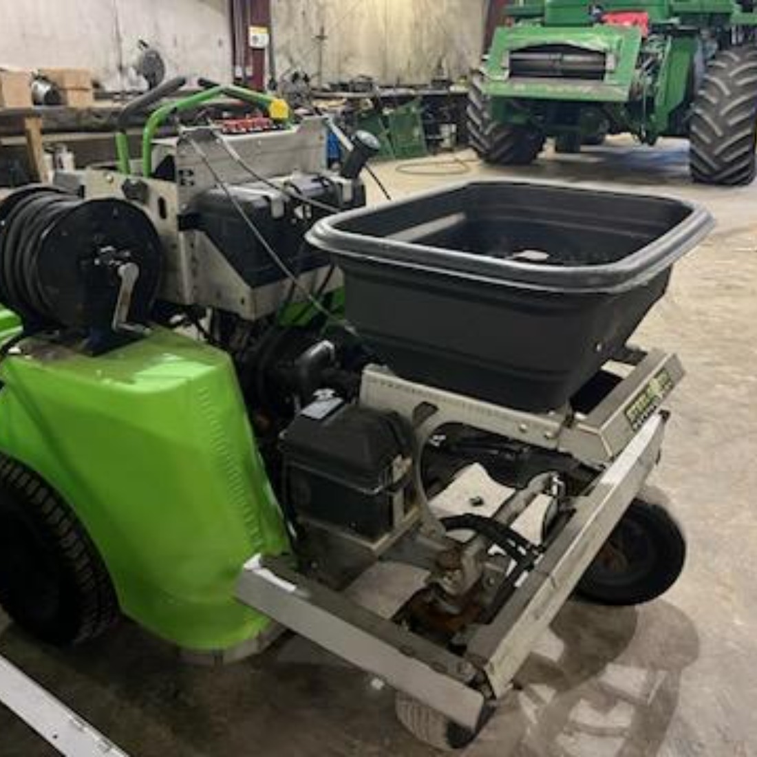 2019 Steel Green SG52 front